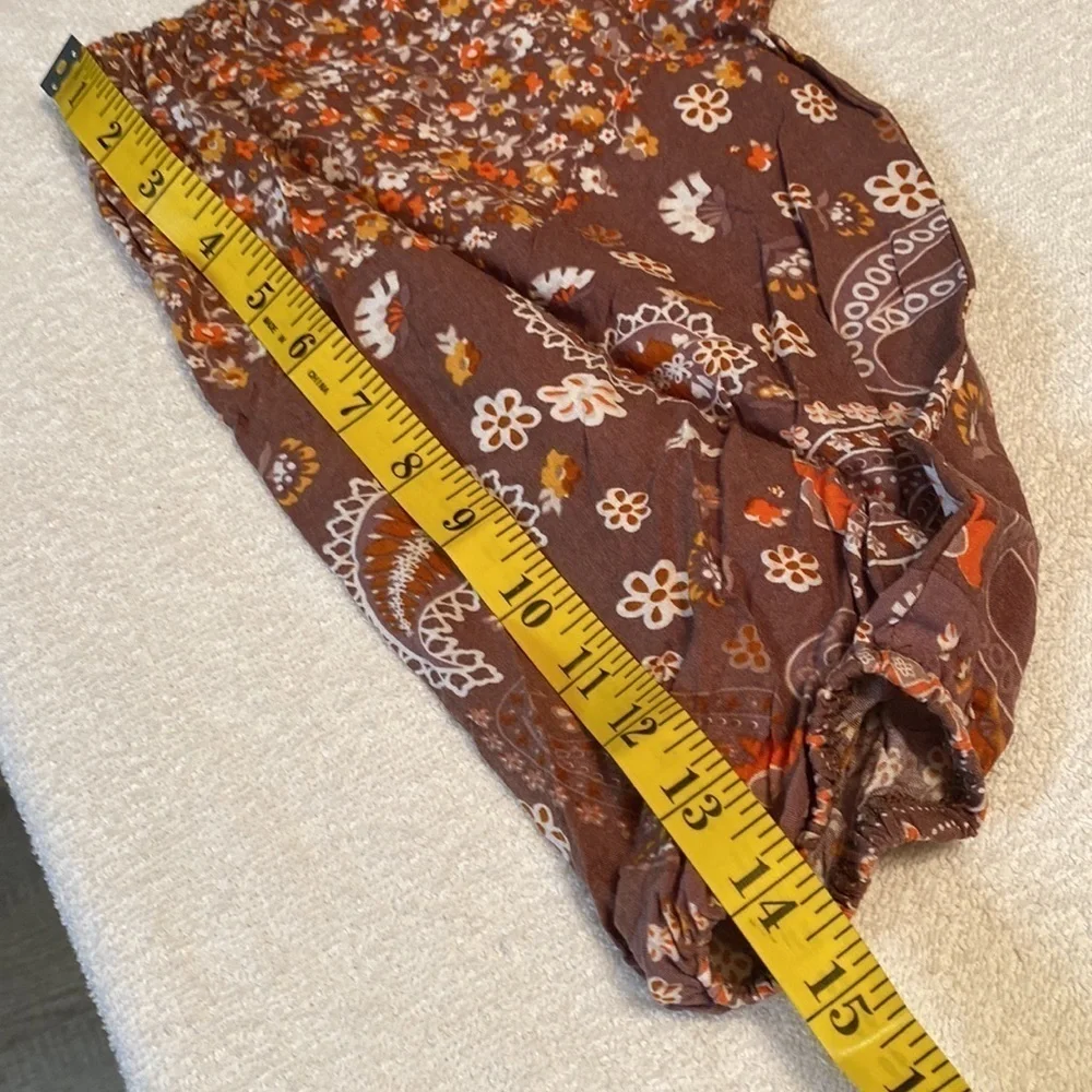 Umgee blouse cold shoulder floral/paisley print hook buttons on front Size Small - Picture 6 of 9